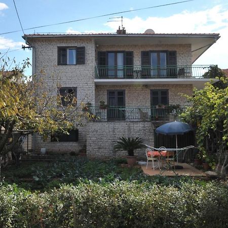 Apartments Valerija Supetar Εξωτερικό φωτογραφία