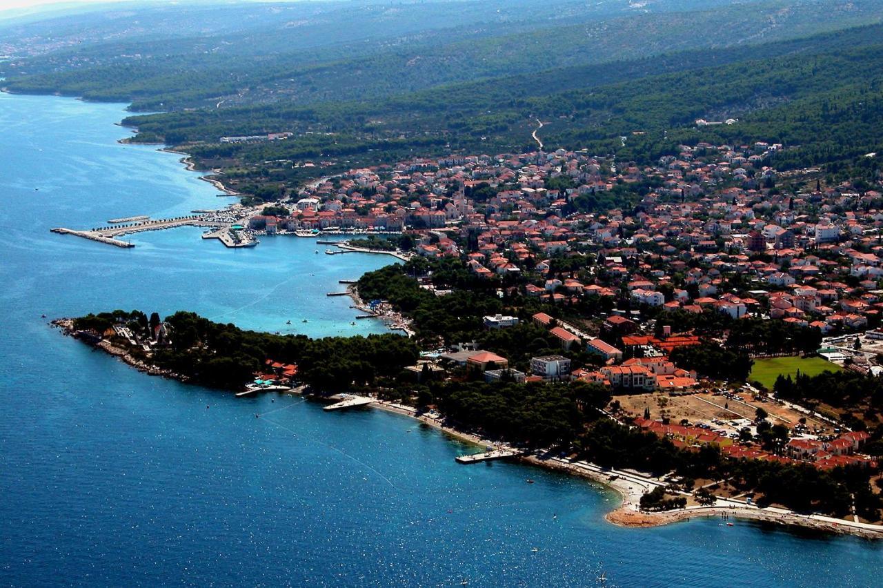 Apartments Valerija Supetar Εξωτερικό φωτογραφία