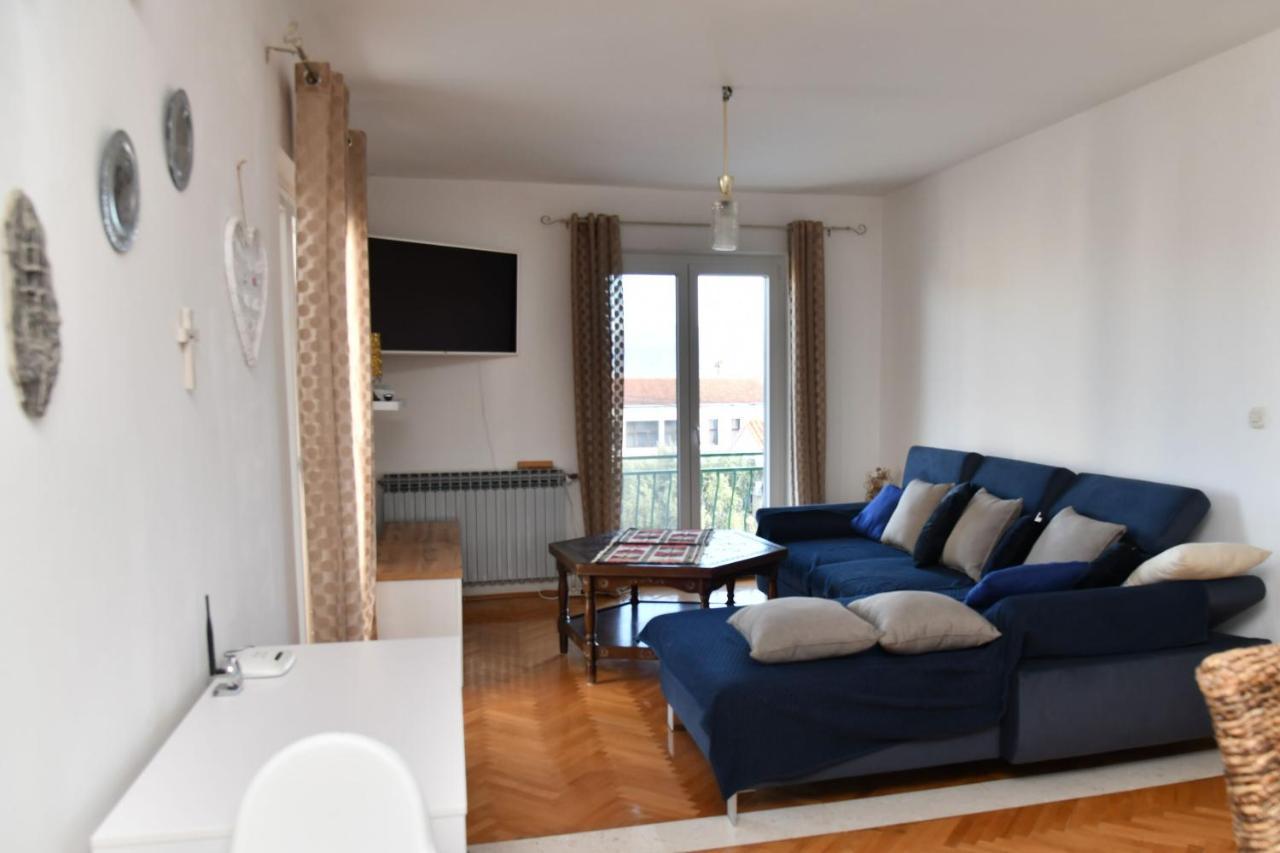 Apartments Valerija Supetar Εξωτερικό φωτογραφία